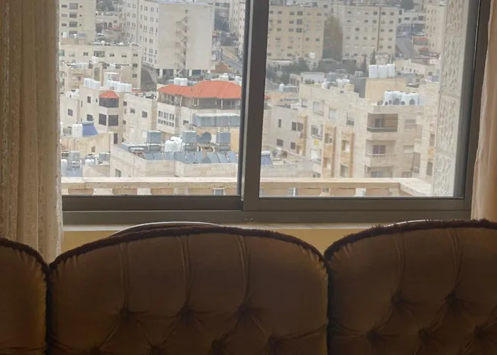 Home Away From Home With A Beautiful Balcony View 3 Bedrooms 2 Bathrooms