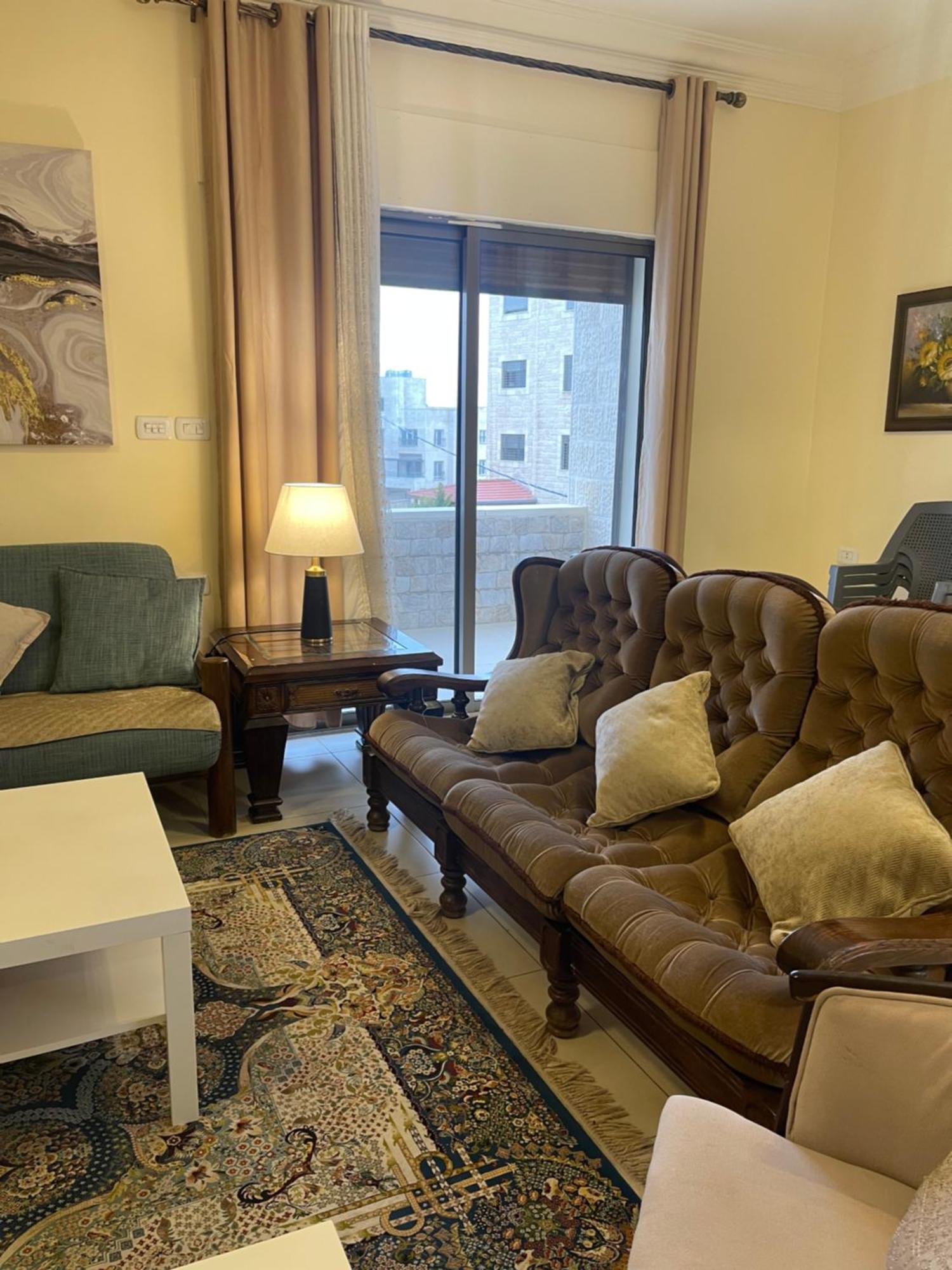 Away From With A Beautiful Balcony View 3 Bedrooms 2 Bathrooms